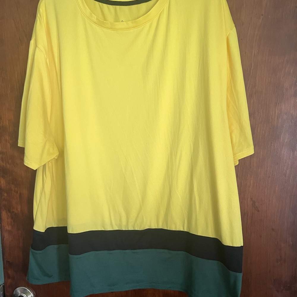 Cuddl Duds Yellow Short Sleeve Colorblock Tee with Black & Green Bands